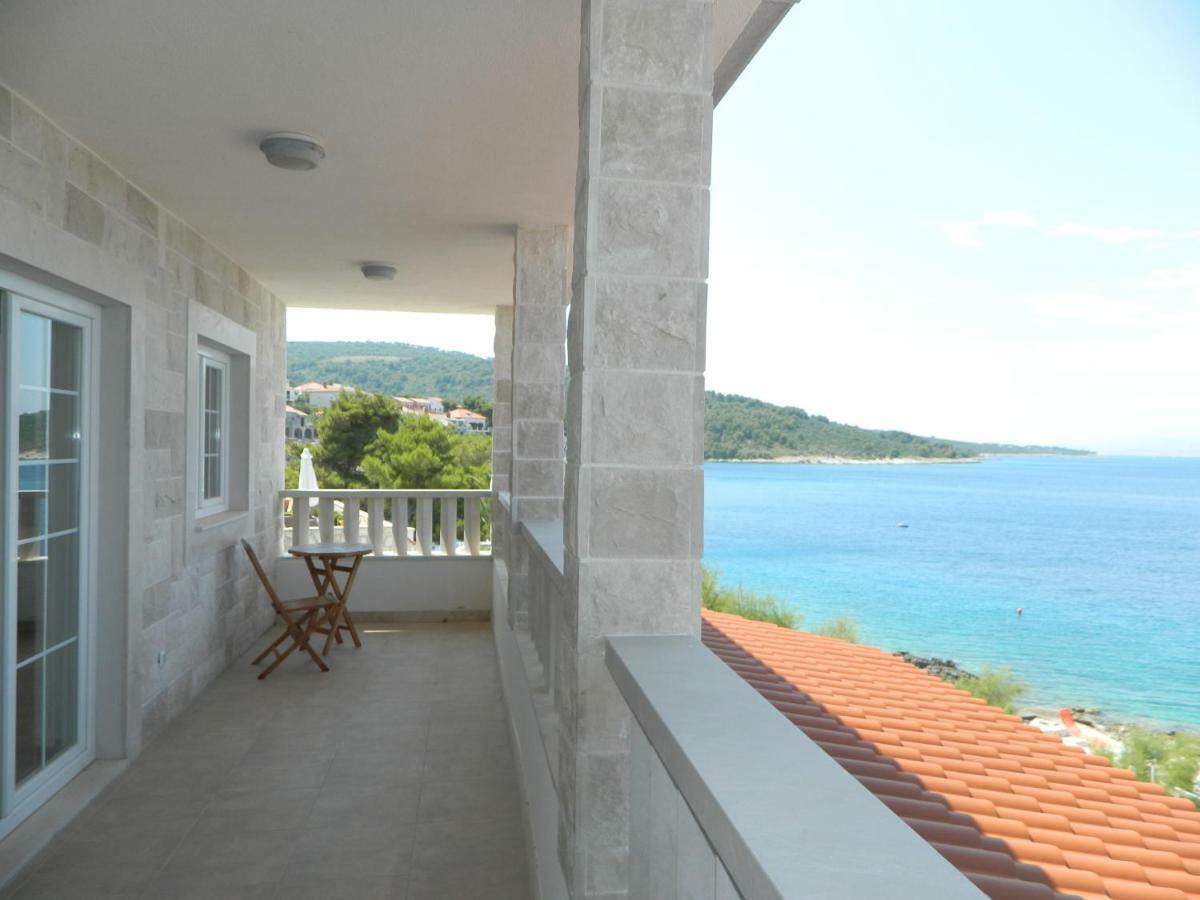 Schoenes Ferienhaus Direkt Am Meer Stomorska Dış mekan fotoğraf